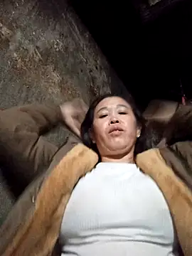 dakota-kis online show from 02.24.26