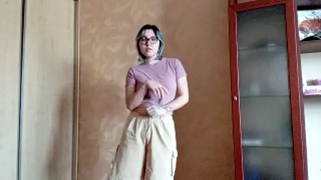 Snapshot of EvonTabb chatting on 03.09.26 EvonTabb online show from 03.09.26