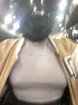 Scarlet auraa online show from 02.25.26