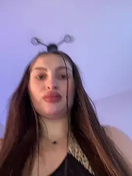 BabyKamiTV online show from 02.12.26