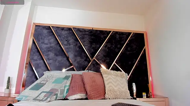 Snapshot of Chloe_Connor chatting on 02.21.26 Chloe Connor online show from 02.21.26