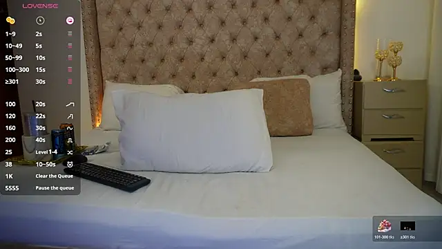 Snapshot of xkassandraxx chatting on 04.28.26 xkassandraxx online show from 04.28.26