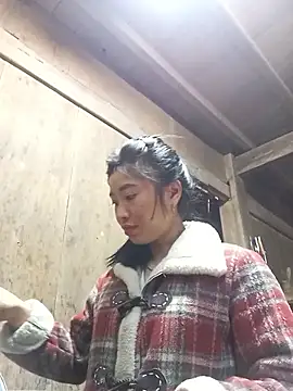 Snapshot of Hiniyk2 chatting on 01.18.26 Hiniyk2 online show from 01.18.26