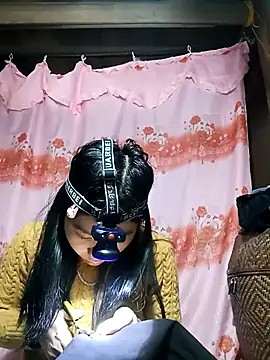 Snapshot of Hiniyk2 chatting on 02.06.26 Hiniyk2 online show from 02.06.26