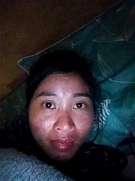 Snapshot of Hiniyk2 chatting on 02.13.26 Hiniyk2 online show from 02.13.26