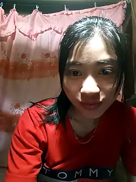 Snapshot of Hiniyk2 chatting on 02.24.26 Hiniyk2 online show from 02.24.26