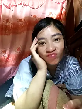 Snapshot of Hiniyk2 chatting on 02.27.26 Hiniyk2 online show from 02.27.26