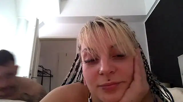 Snapshot of RealB25 chatting on 01.09.26 RealB25 online show from 01.09.26