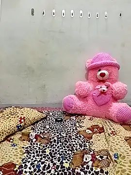 Honey lily-93 online show from 04.29.26