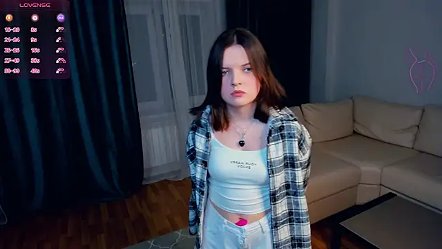 Snapshot of TiannaVillari chatting on 01.10.26 TiannaVillari online show from 01.10.26