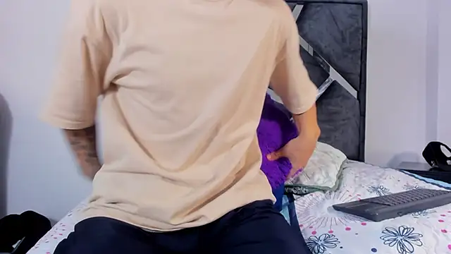 Liam saint online show from 02.16.26