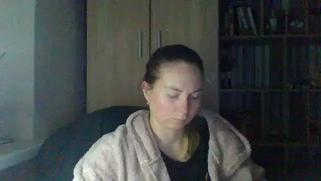 VikiLove765 online show from 02.02.26