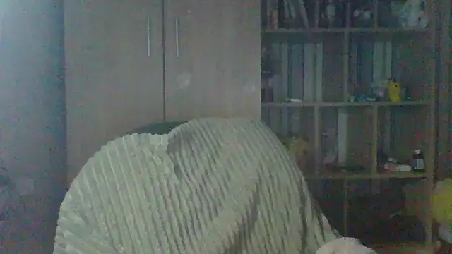 VikiLove765 online show from 02.05.26