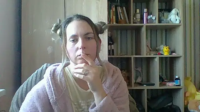 VikiLove765 online show from 03.01.26