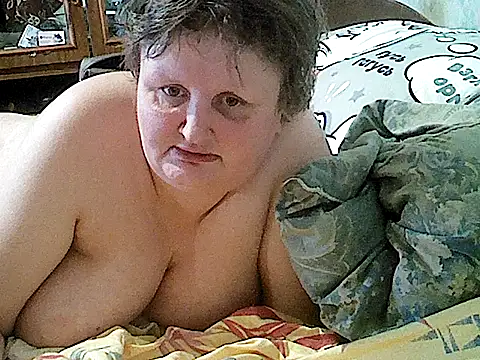 nataly4560 online show from 04.14.26