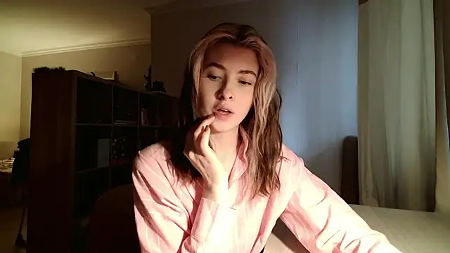 Snapshot of Dia_DeAmas chatting on 02.11.26 Dia DeAmas online show from 02.11.26