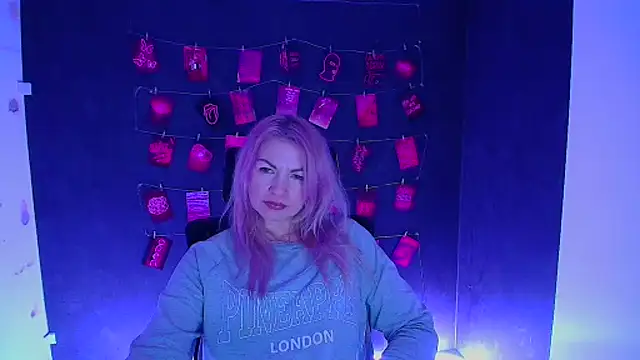 Snapshot of Madonna_Fire chatting on 01.15.26 Madonna Fire online show from 01.15.26