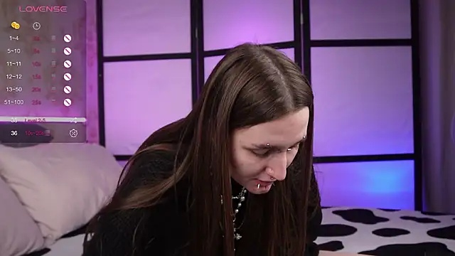 Alice Goth online show from 03.08.26