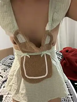 Snapshot of Zhizhi-520 chatting on 01.14.26 Zhizhi-520 online show from 01.14.26