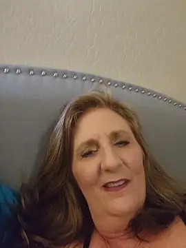 HotAzMilf online show from 02.23.26