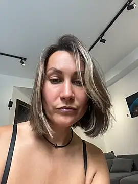 Snapshot of Jack-Alice chatting on 07.19.26 Jack-Alice online show from 07.19.26