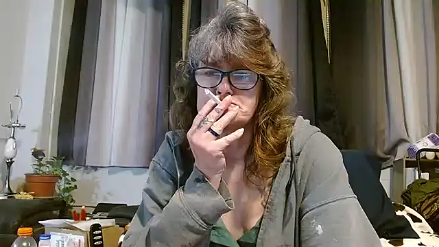 Snapshot of ladylavende3 chatting on 03.13.25 ladylavende3 online show from 03.13.25