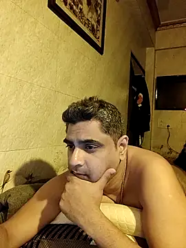 hardnhornybull online show from 03.04.26