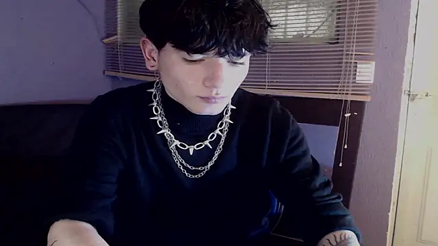 Snapshot of Blas_phemous chatting on 01.08.26 Blas phemous online show from 01.08.26