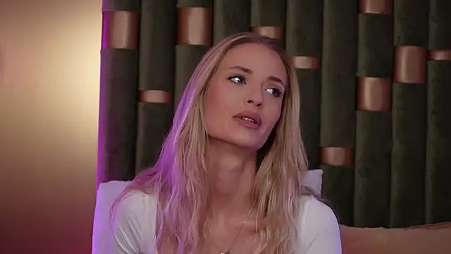 AmeliaAngel online show from 09.25.25