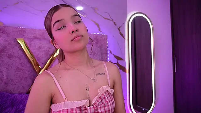 Snapshot of Lia_collinsx chatting on 01.07.26 Lia collinsx online show from 01.07.26