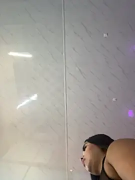 Liaevans   online show from 01.10.26