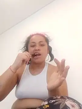 Snapshot of Luli2401 chatting on 01.09.26 Luli2401 online show from 01.09.26