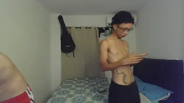 pocket loversxxx online show from 02.21.26