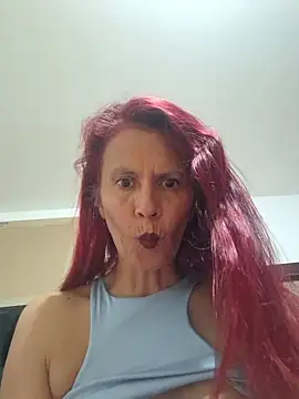 Snapshot of cintia_love chatting on 03.17.26 cintia love online show from 03.17.26