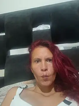 Snapshot of cintia_love chatting on 03.24.26 cintia love online show from 03.24.26
