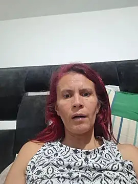 Snapshot of cintia_love chatting on 03.27.26 cintia love online show from 03.27.26