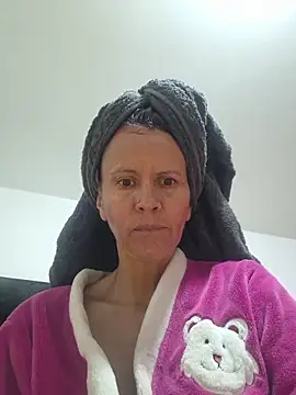 Snapshot of cintia_love chatting on 04.05.26 cintia love online show from 04.05.26