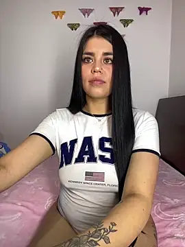 sophyy white online show from 02.11.26