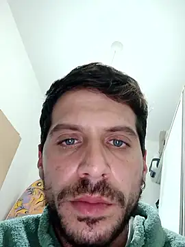 Snapshot of Adrianxxxxxx53 chatting on 01.13.26 Adrianxxxxxx53 online show from 01.13.26