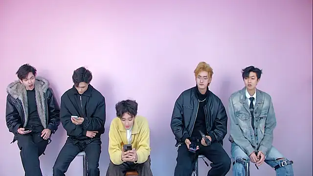 GG-boy002 online show from 01.10.26