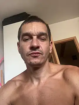 Snapshot of slabyhrac chatting on 06.18.26 slabyhrac online show from 06.18.26