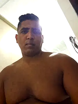 Snapshot of xxxch3o chatting on 02.25.26 xxxch3o online show from 02.25.26