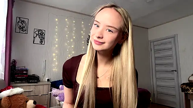 LatashiaOrcutt online show from 01.08.26