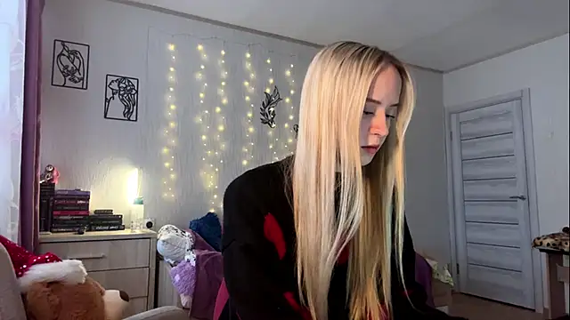 LatashiaOrcutt online show from 01.11.26