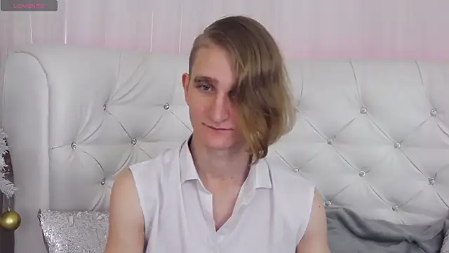 Snapshot of ArnoldRizzo chatting on 01.08.26 ArnoldRizzo online show from 01.08.26