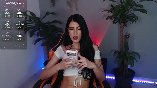 Lovely bella  online show from 04.24.26