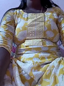 Snapshot of PRAPTITELUGU chatting on 02.08.26 PRAPTITELUGU online show from 02.08.26