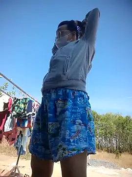 Snapshot of lina_loveee chatting on 02.14.26 lina loveee online show from 02.14.26