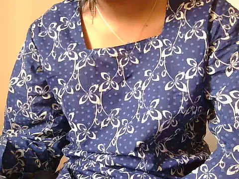 Snapshot of hina_001 chatting on 01.15.26 hina 001 online show from 01.15.26