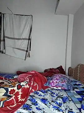 Snapshot of rani_coupleee chatting on 05.18.26 rani coupleee online show from 05.18.26